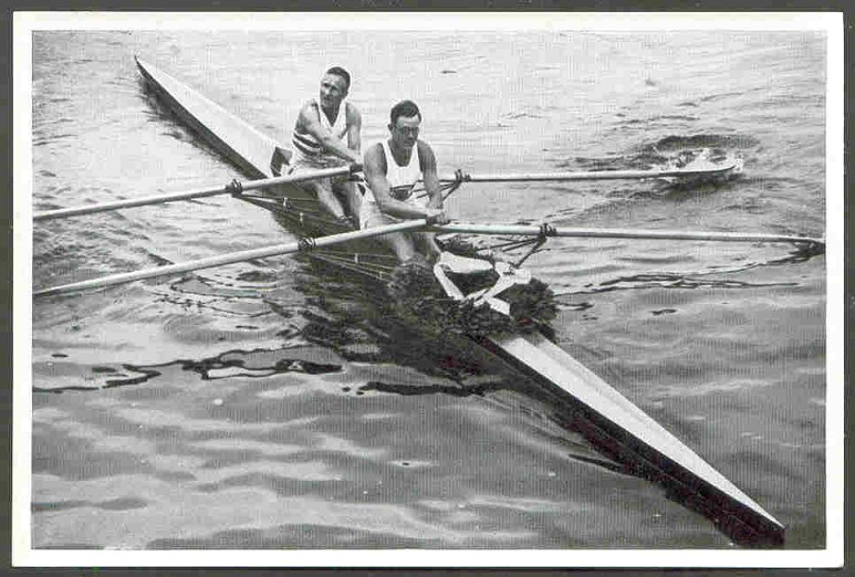 cc ger 1936 og berlin reemtsma band ii no. 105 b w photo of j. beresford l. southwood gold medal winners 2x 