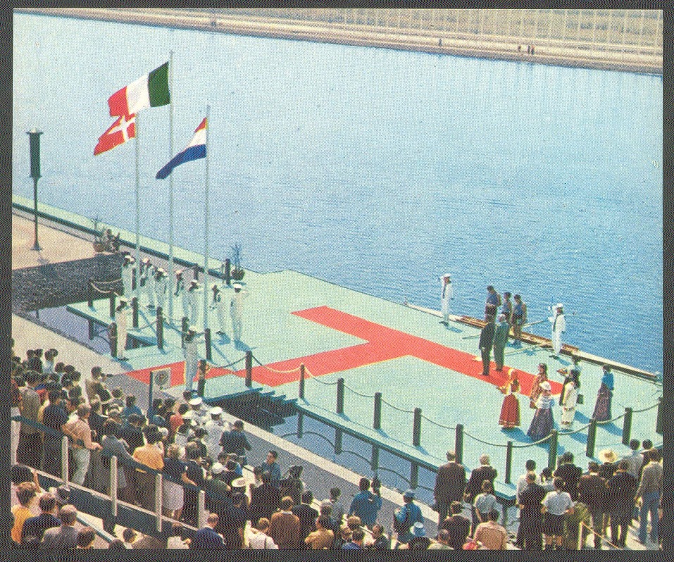 cc sui 1968 gloria verlag mexico 1968 no. 36 m2 ita baran sambo cox cipolla at the victory ceremony