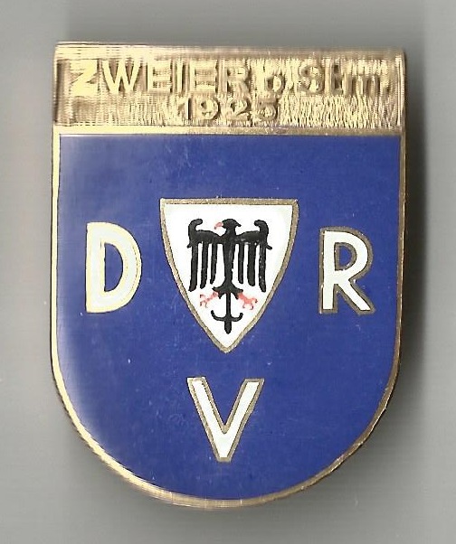 badge ger 1925 drv german rowing federation.jpg awarded to the german m2 champion carl schuette coll. bremer rv 1882
