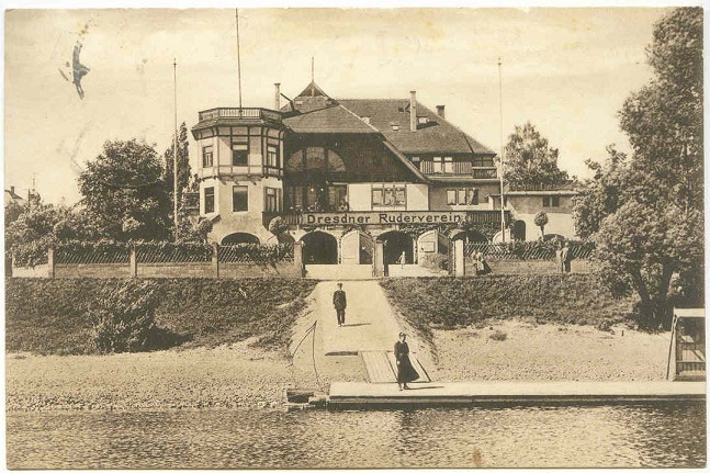 pc ger dresdner rv 1925 boathouse with pontoon in foreground 