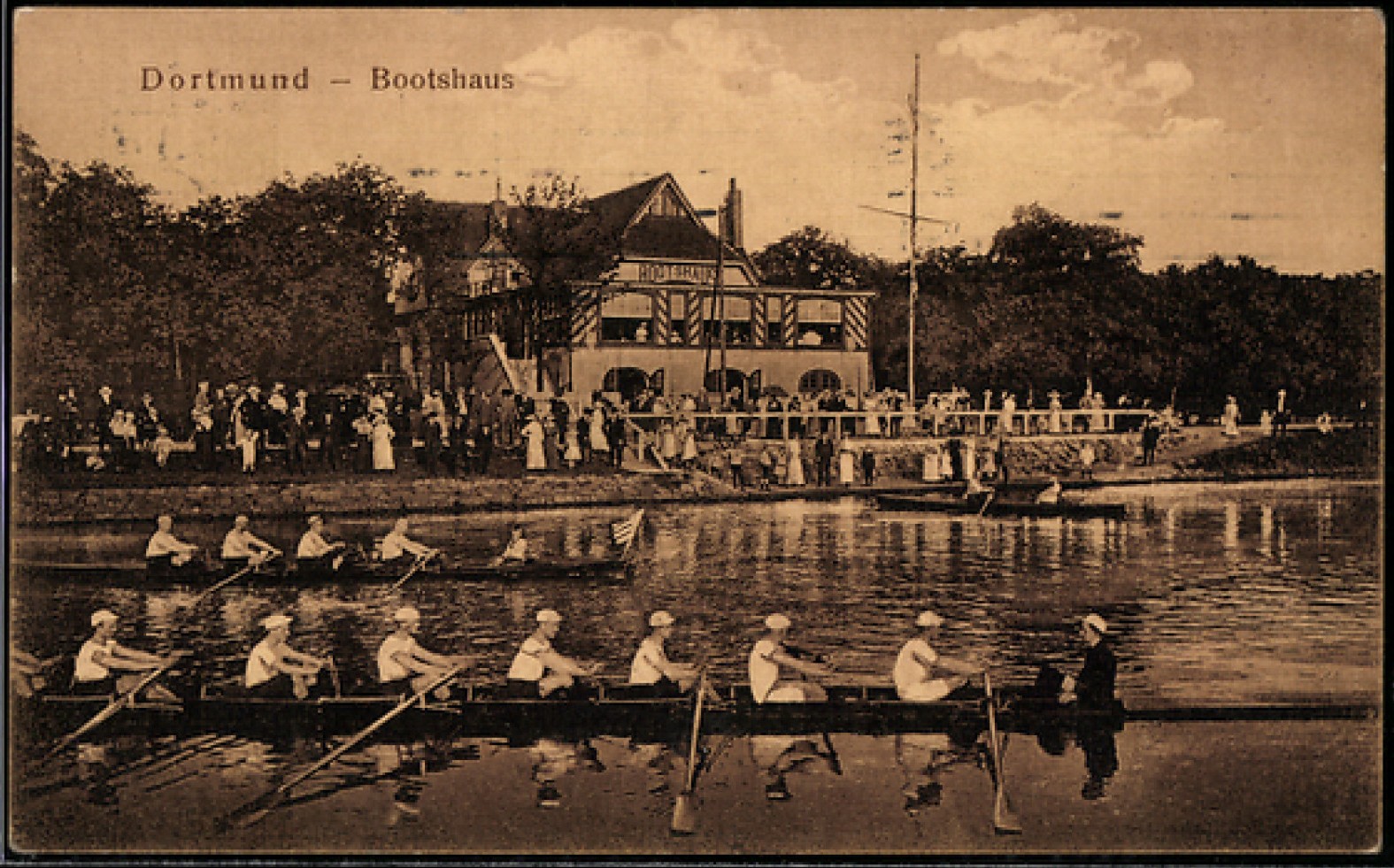 PC GER Dortmund RC Hansa v. 1898 regatta day with boathouse in background PU 1914